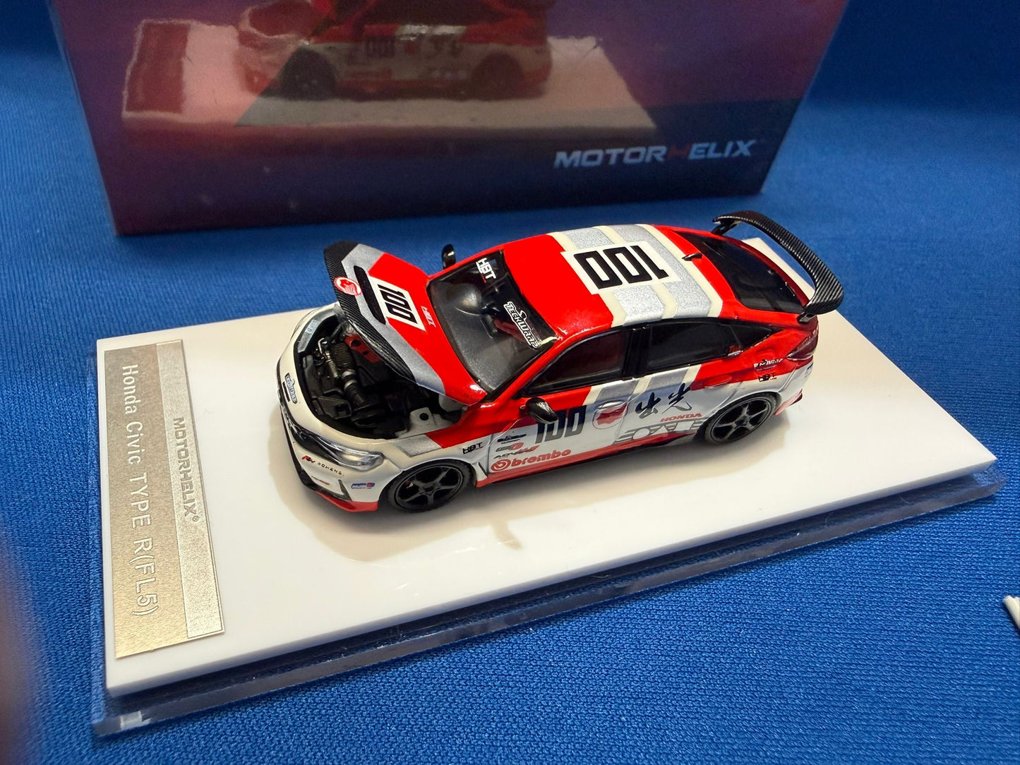 Motorhelix 1/64 Honda Civic Type R (FL5) Idemitsu Race Livery
