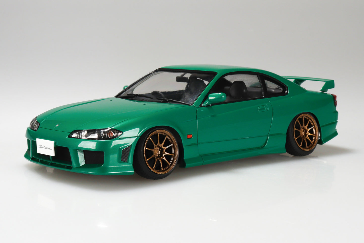 Aoshima 1/24 Tuned Car #105 S15 Silvia ‘99 Air Suspension Custom (Nissan)