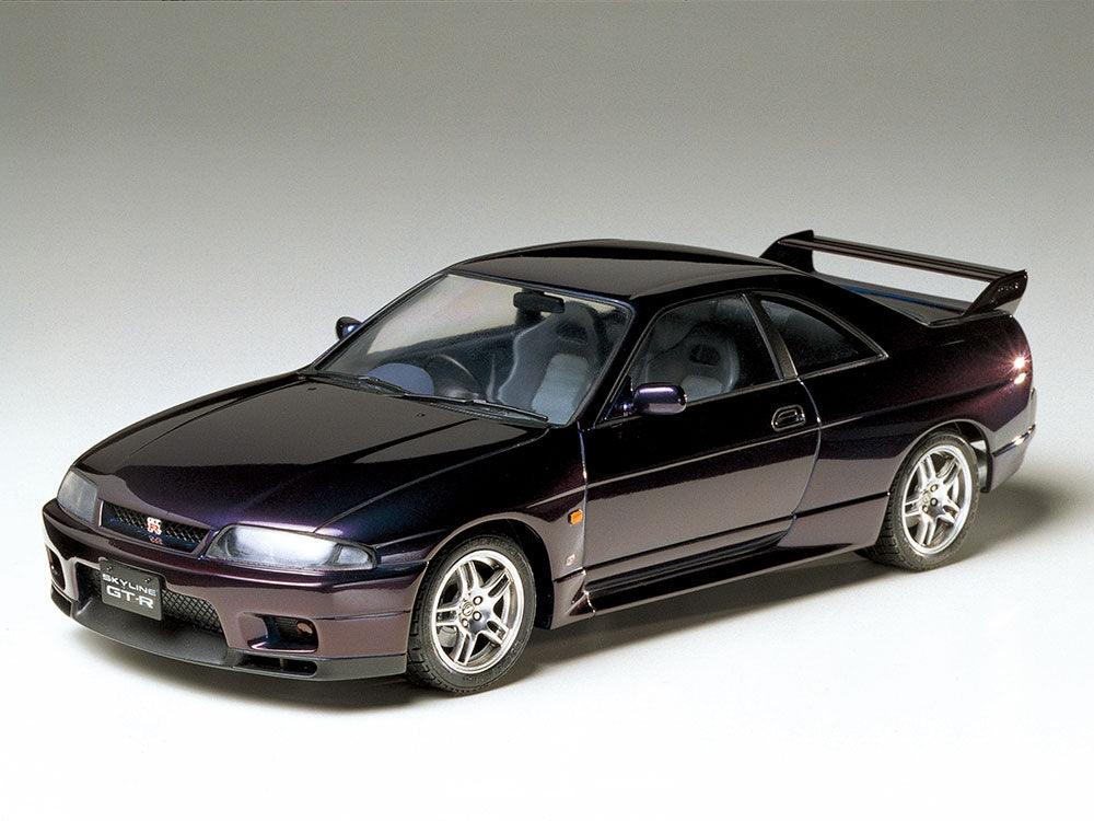 TAMIYA NISSAN SKYLINE GT-R V・SPEC (R33)