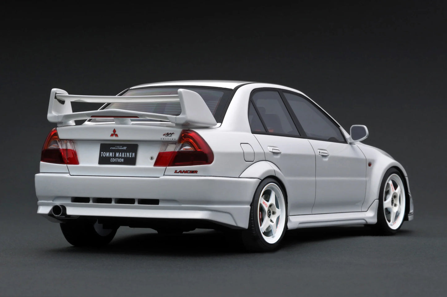 IG3683 Mitsubishi Lancer Evolution VI GSR T.M.E (CP9A) White 1/18 Ignition Model