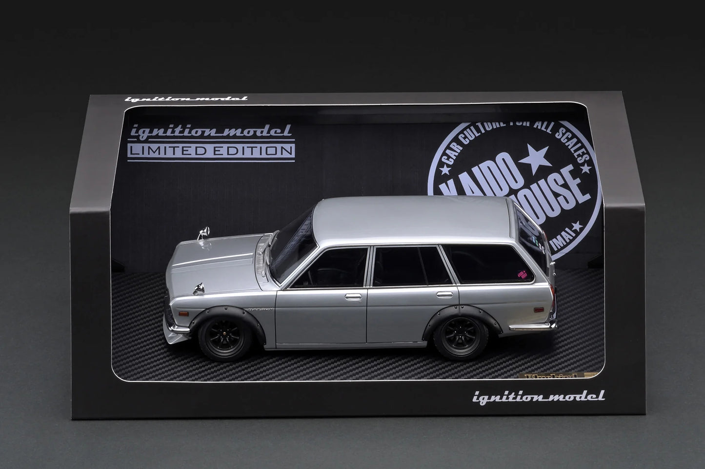 IG3860 Datsun Bluebird Wagon (510) Silver 1/18 Ignition Model