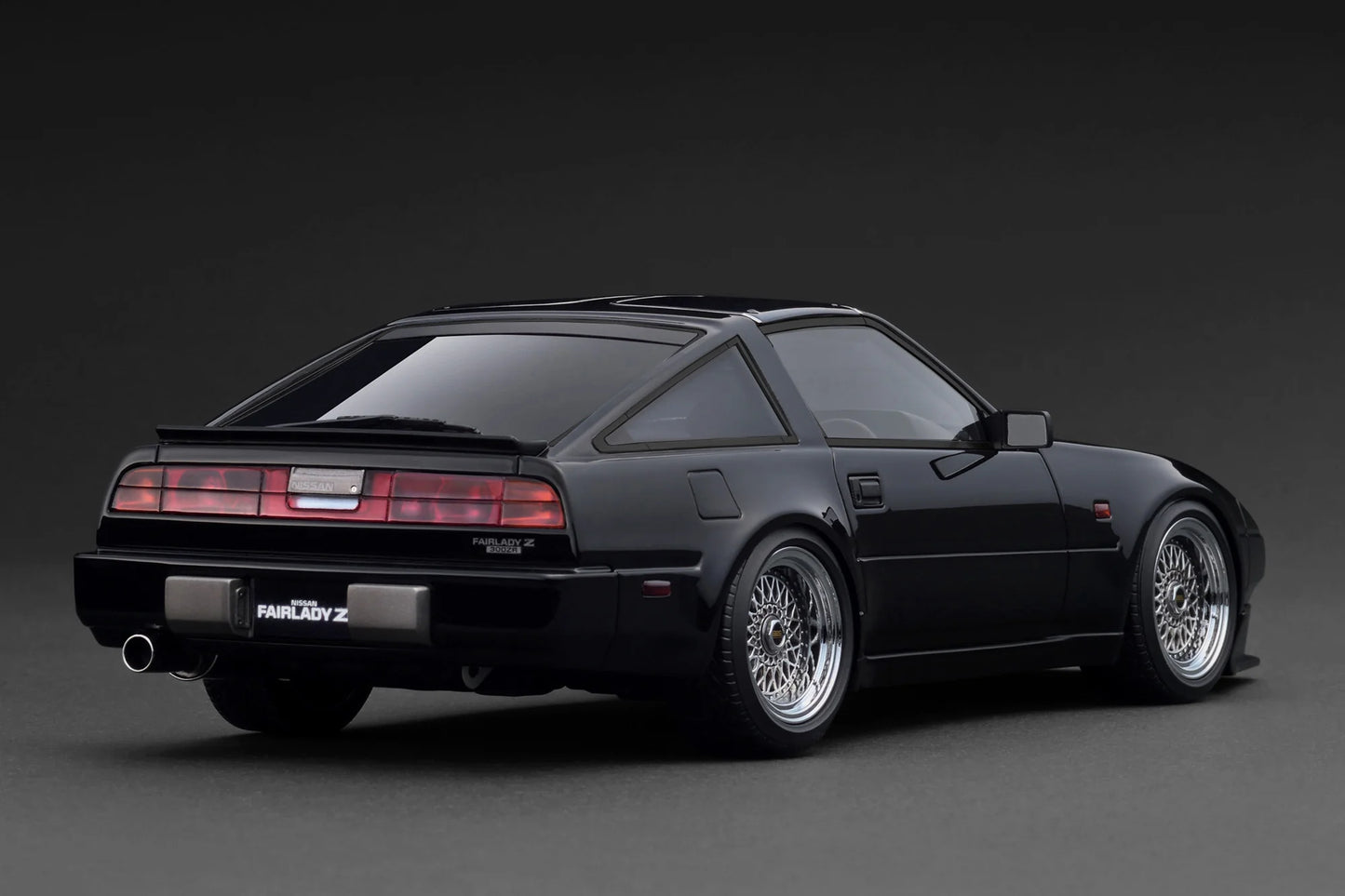 IG3895 Nissan Fairlady Z 2-Seater 300ZR (Z31) Black 1/18 Ignition Model