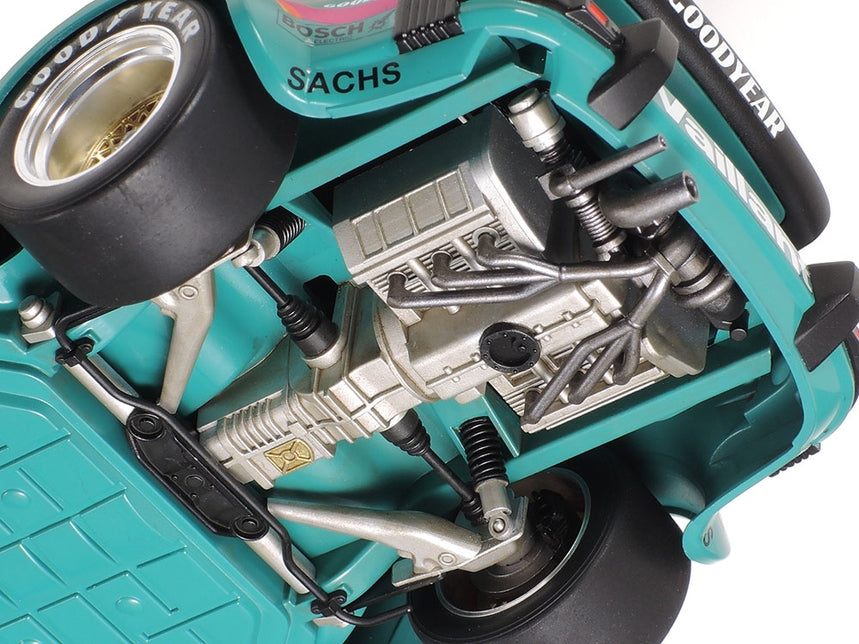 Tamiya 1/24 Porsche 934 Turbo RSR Vaillant