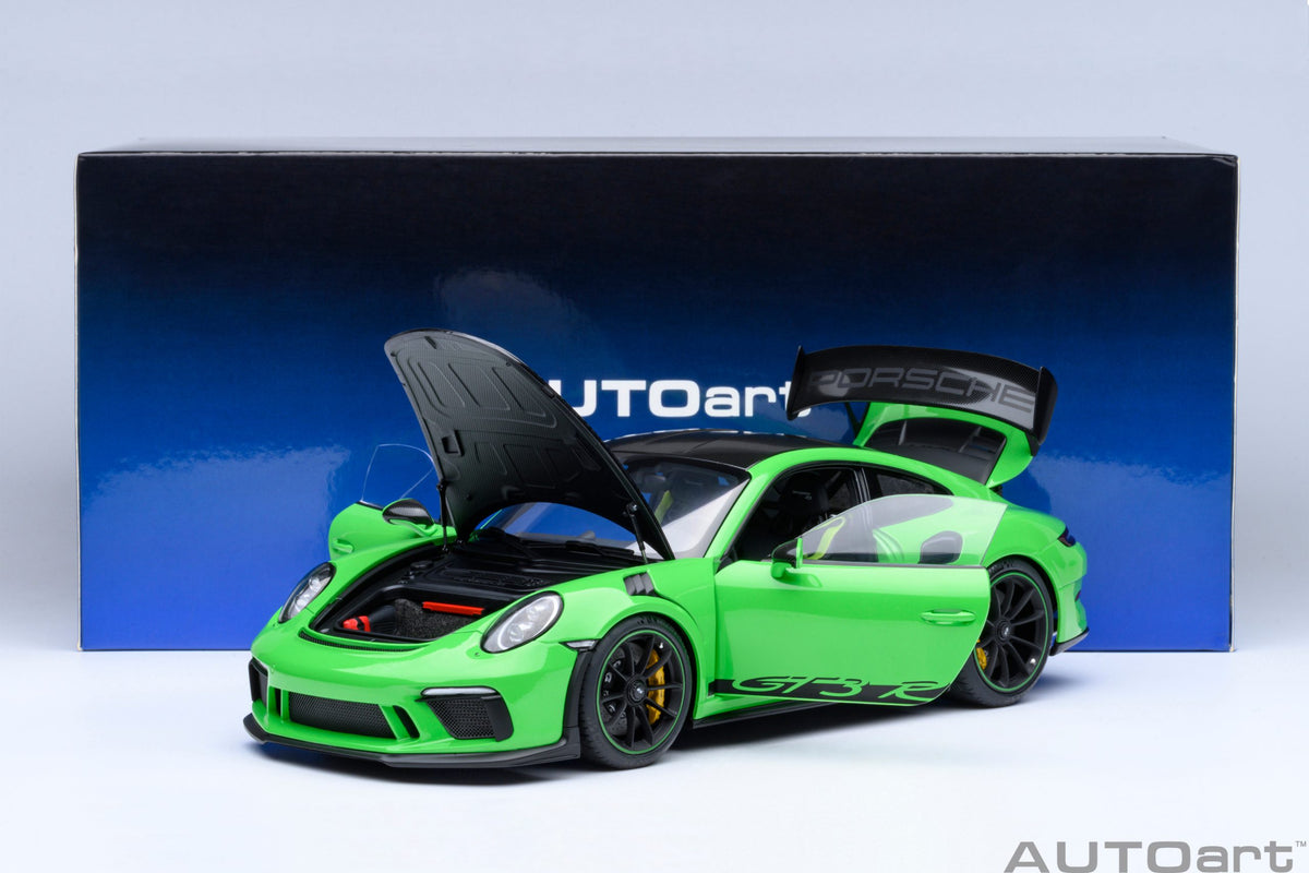 AUTOart 1/18 Porsche 911 (991.2) GT3 RS Weissach Package (Lizard Green) - ETA October