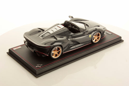 Ferrari Daytona SP3 Carbon