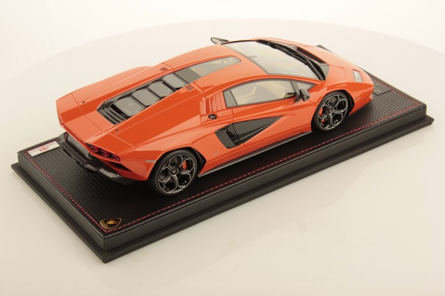 MR Collection 1/18 Lamborghini Countach LPI 800-4 (Arancio)