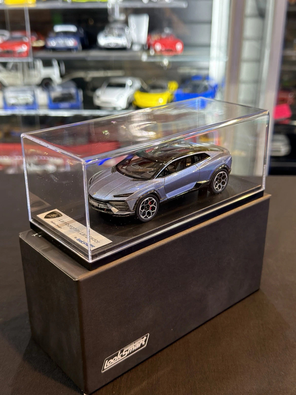Looksmart 1/43 Lamborghini Lanzador