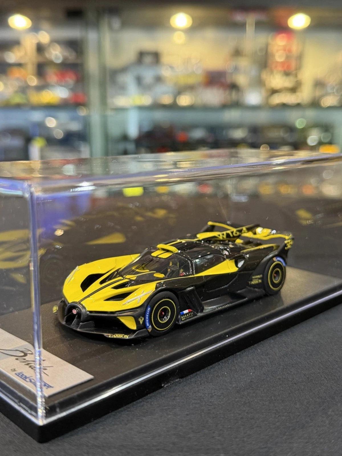 Looksmart 1/43 Bugatti Bolide (Jaune Molsheim)