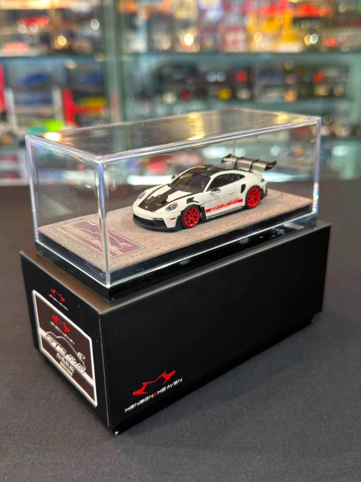 Henson & Heaven 1/64 Porsche 911 GT3RS 992.1 (Multiple Colours)