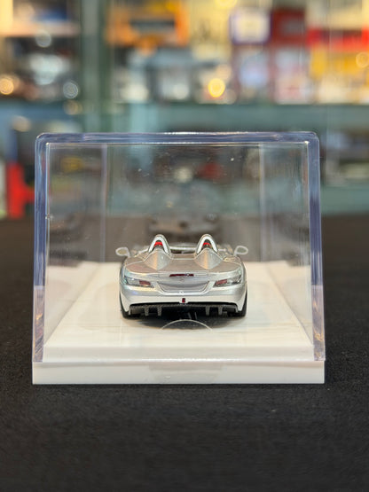 Mercedes-Benz SLR McLaren Sterling Moss (1/64)