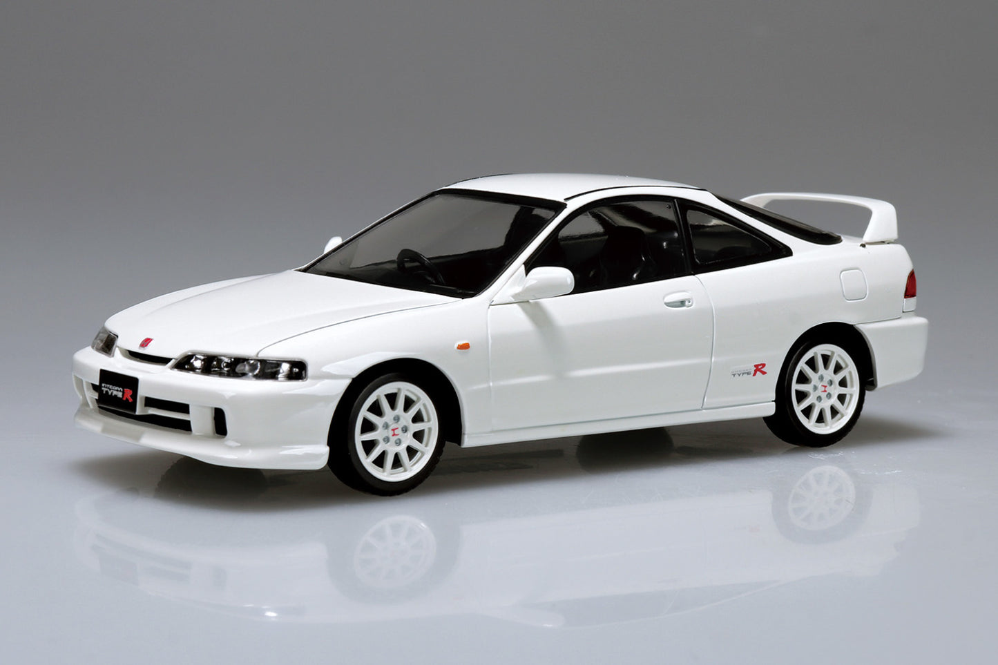 Aoshima SNAP KIT 1/32 Honda DC2 Integra Type R (Championship White)