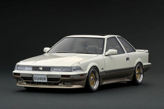 IG3479 Toyota Soarer (Z20) 3.0GT-LIMITED White/Gold 1/18 Ignition Model