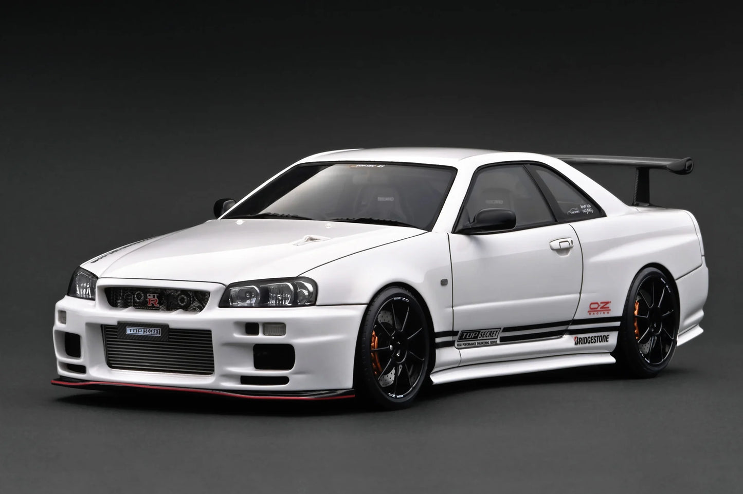 IG3642 TOP SECRET Nissan Skyline 34GT-R (BNR34) White 1/18 Ignition Model