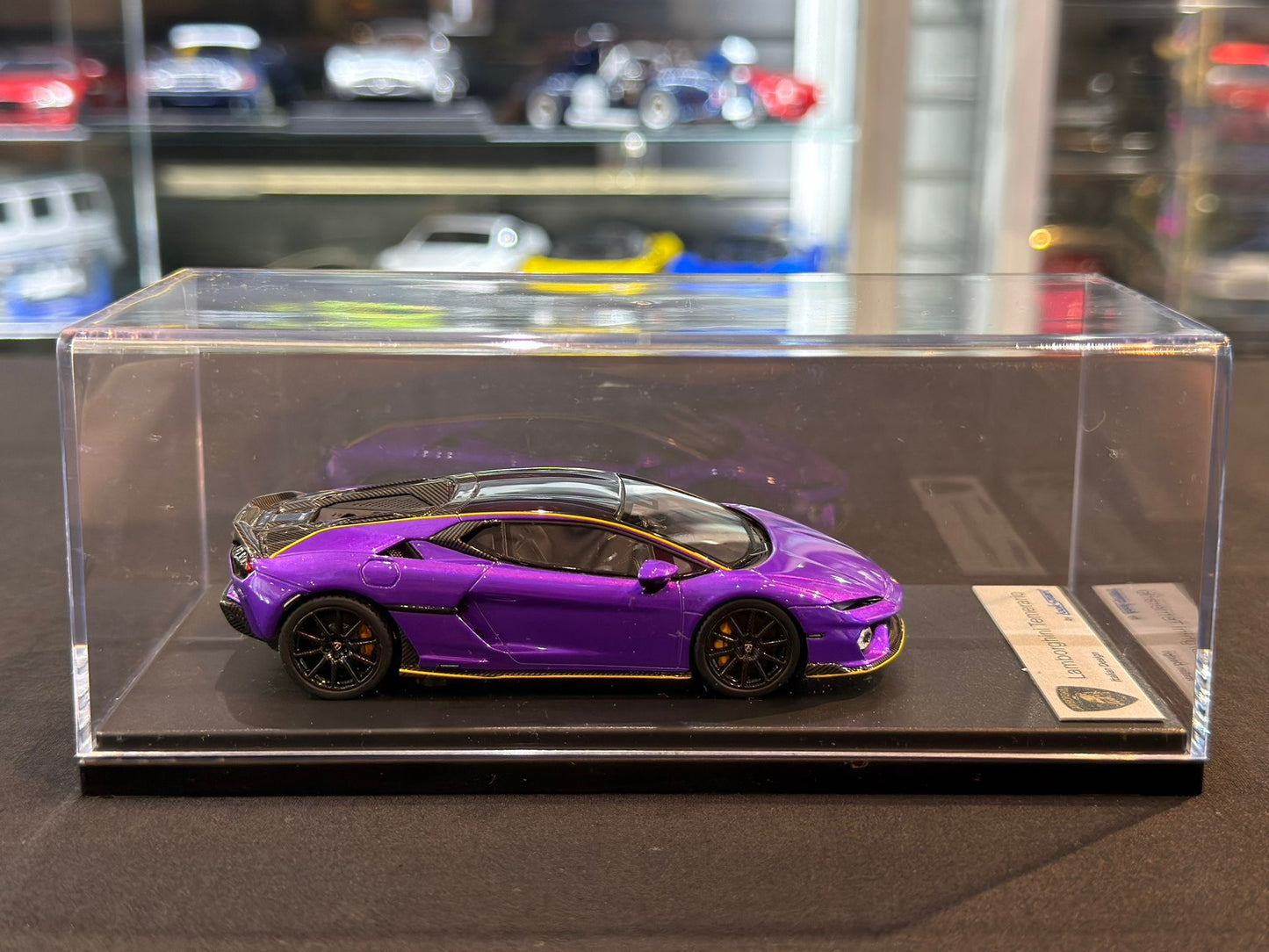 Looksmart 1/43 Lamborghini Temerario Alleggerita Package (Viola Pasifae)