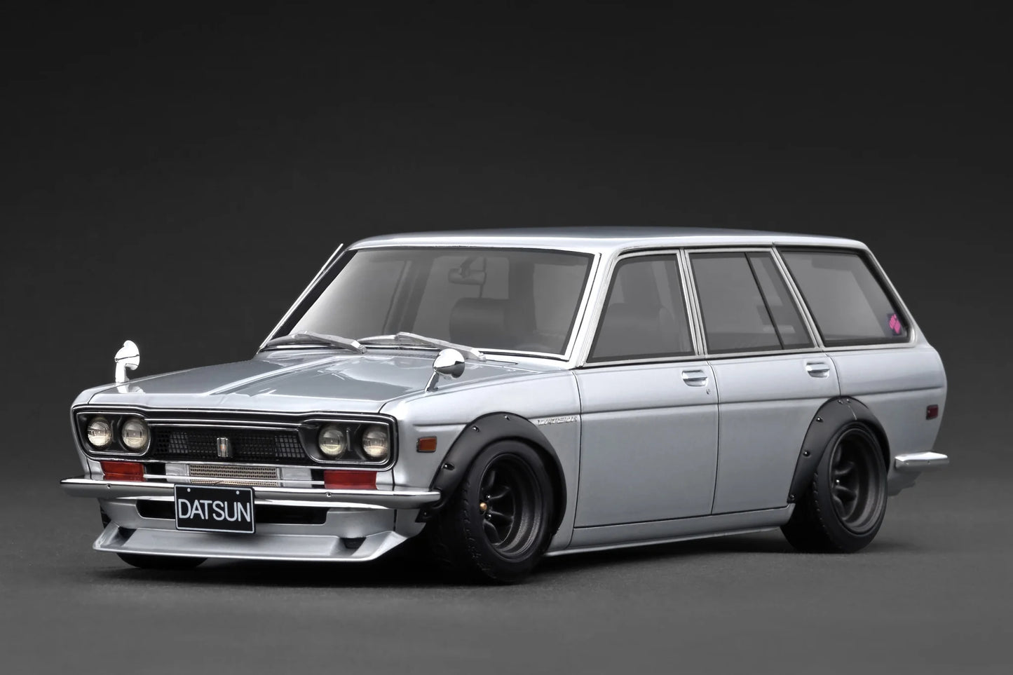 IG3860 Datsun Bluebird Wagon (510) Silver 1/18 Ignition Model