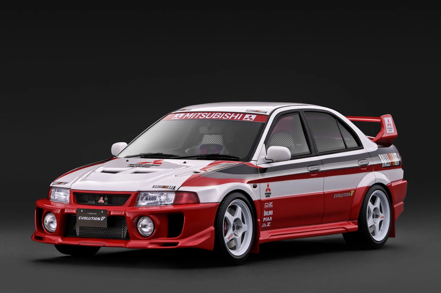 IG4021 Mitsubishi Lancer Evolution V (CP9A) White/Red - 1/18 Ignition Model (PRE-ORDER)
