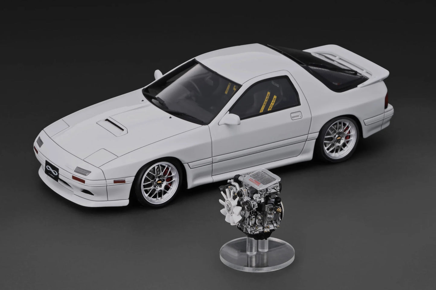 IG4089 Mazda Savanna RX-7 Infini (FC3S) White w/13B Engine 1/18 Ignition Model (PRE-ORDER)