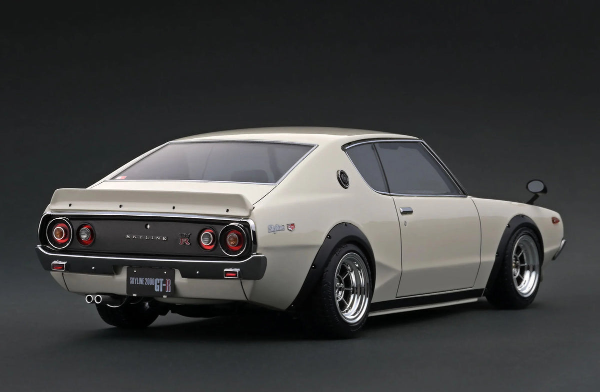 IG4256 Nissan Skyline 2000 GT-R (KPGC110) Ivory White 1/18 Ignition Model (PRE-ORDER)