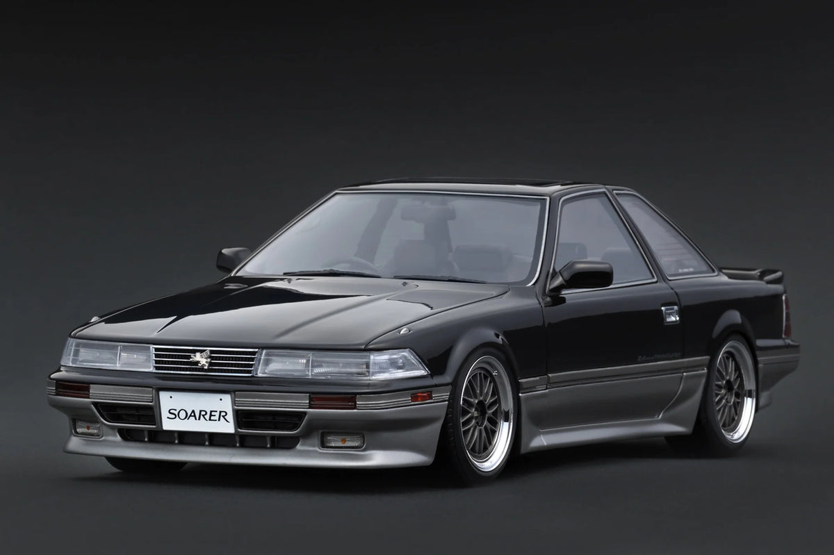 IG4327 Toyota Soarer (Z20) 2.0GT Twin Turbo L (Black/Silver) 1/18 Ignition Model (PRE-ORDER)