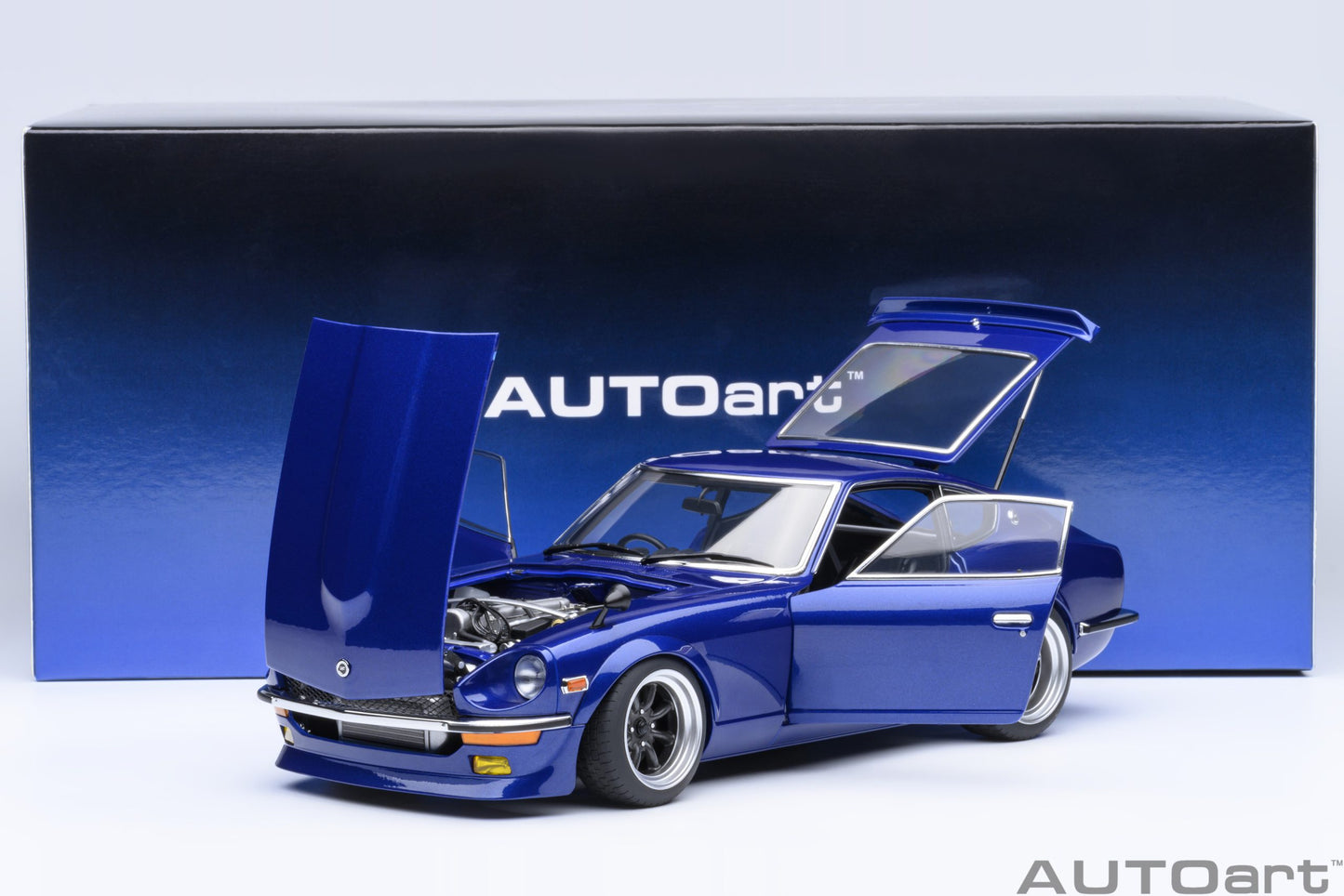 AUTOart 1/18 Nissan Fairlady Z (S30) Wangan Midnight "Devil Z"