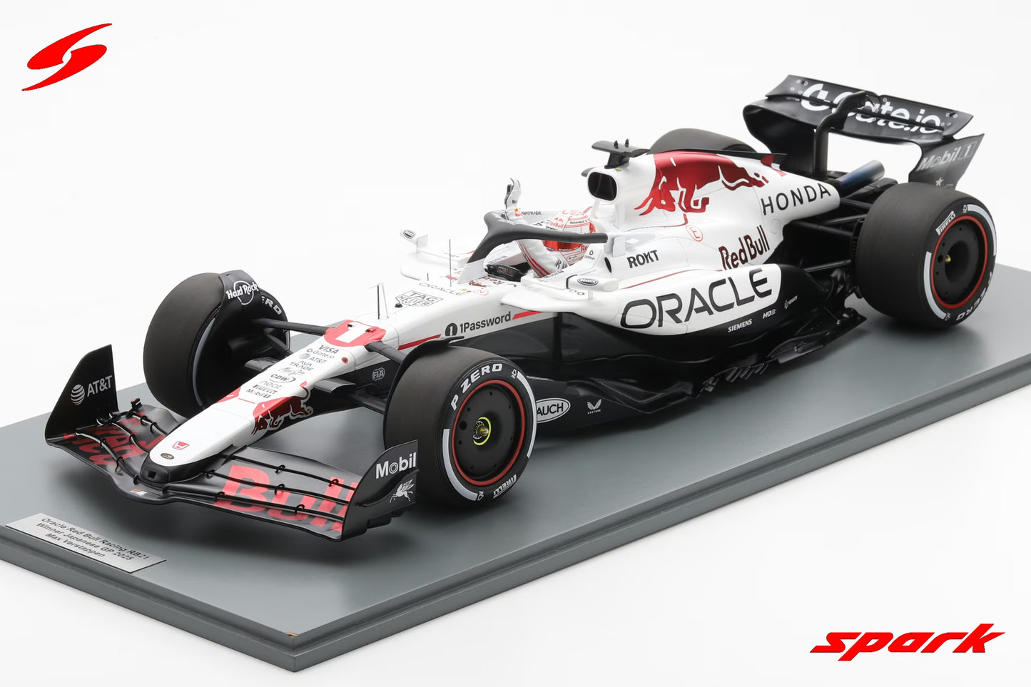 Spark 1/12 Red Bull Racing RB21 No.1 Oracle Winner Japanese GP 2025 - Max Verstappen