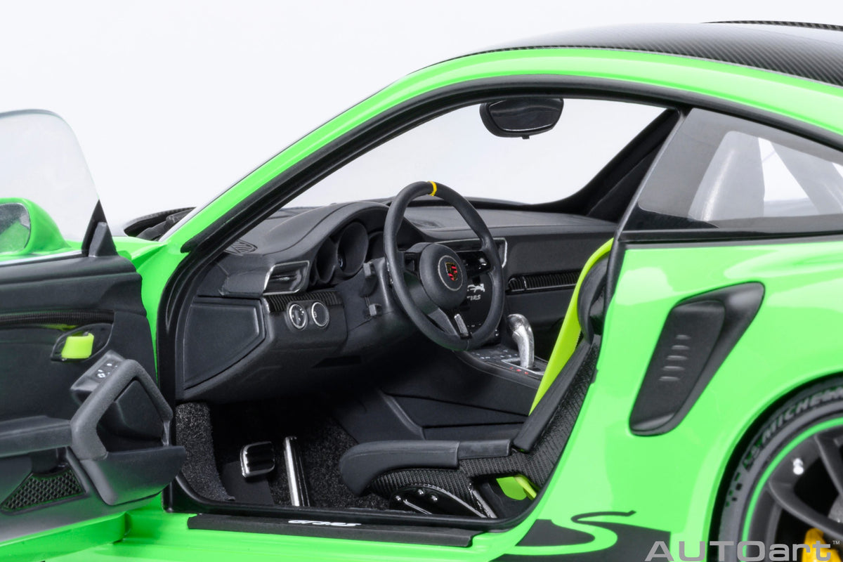 AUTOart 1/18 Porsche 911 (991.2) GT3 RS Weissach Package (Lizard Green) - ETA October