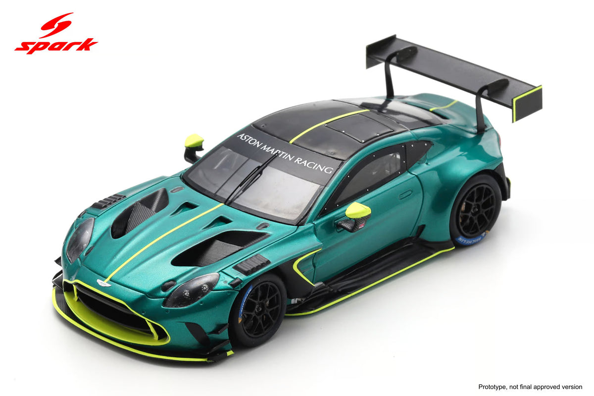 Spark 1/43 Aston Martin Vantage AMR GT3 EVO - Presentation 2024