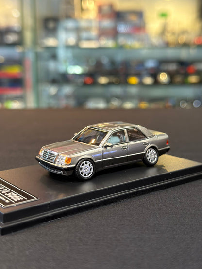 Mercedes-Benz W124 500E