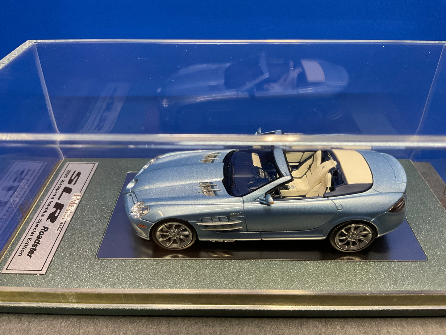 T Master 1/64 Mercedes-Benz SLR Roadster 2007 (Ice-blue)