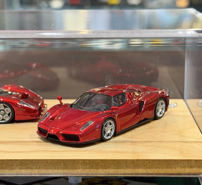 DMH 1/64 Ferrari Enzo (Red Metallic) Ferrari P4/5 Pininfarina Display Set