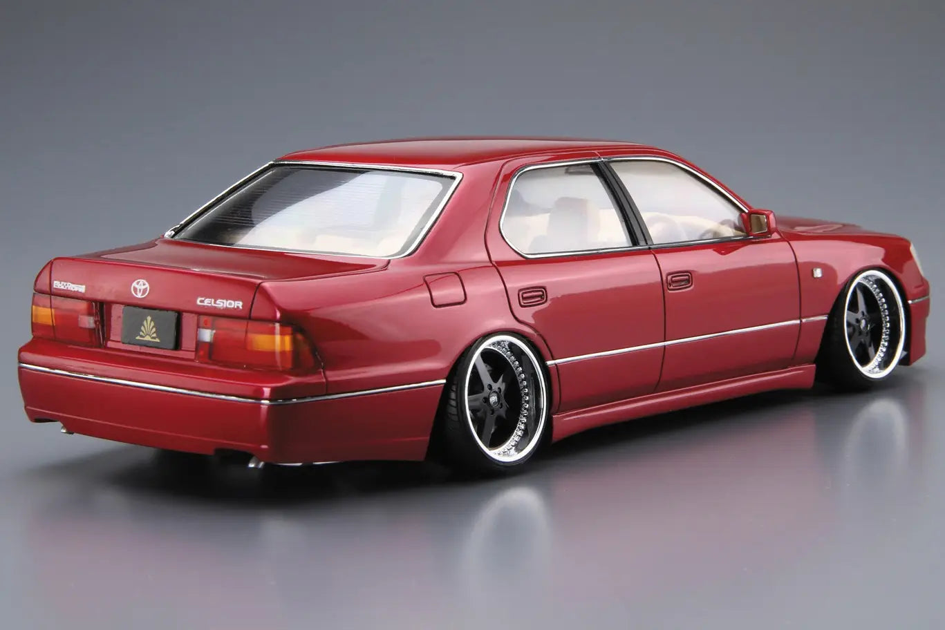 Aoshima 1/24 Toyota Haute Couture UCF21 Celsior/LS400 '97