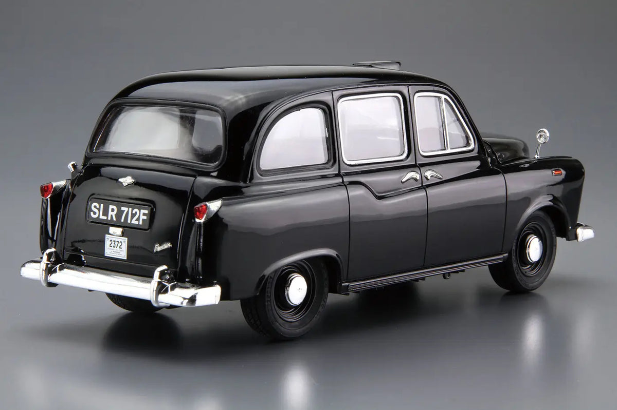 Aoshima 1/24 FX-4 London Black Cab '68