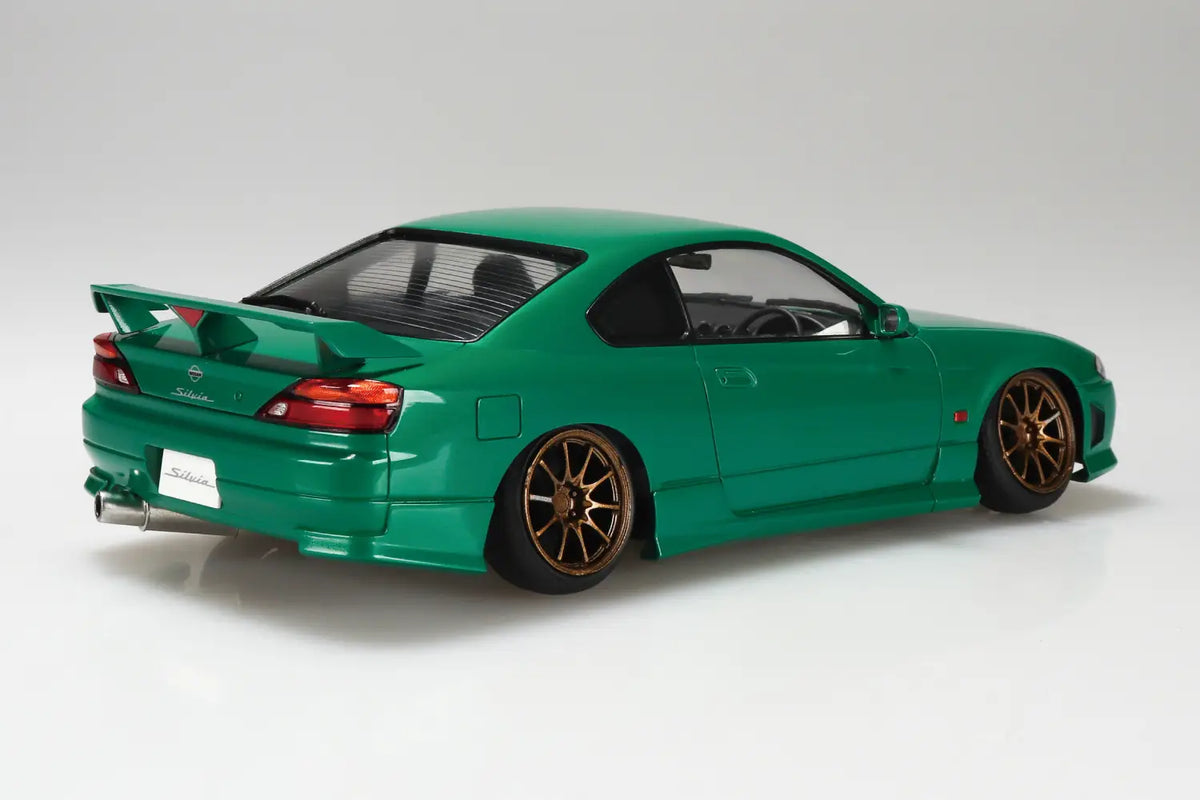 Aoshima 1/24 Nissan (S15) Silvia ‘99 Air Suspension Custom
