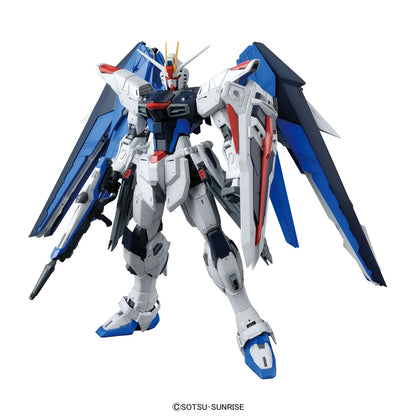 MG 1/100 Freedom Gundam Ver 2.0