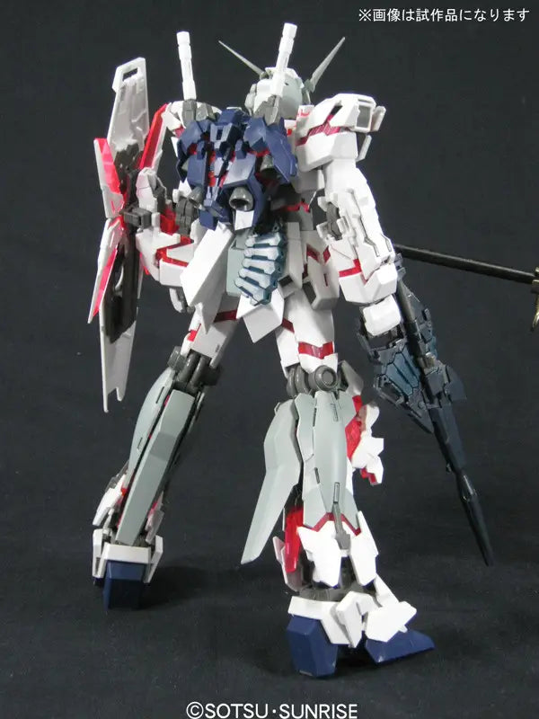 MG 1/100 Unicorn Gundam HD Colour + MS Cage