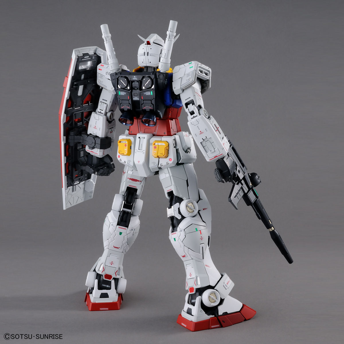 PG Unleashed 1/60 RX-78-2 Gundam (Restock Oct 2026)