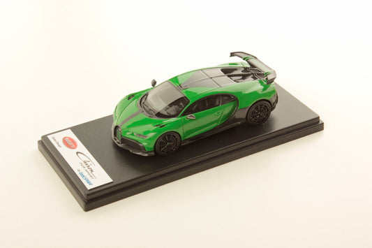 Looksmart 1/43 Bugatti Chiron Pur Sport (Viper Green)