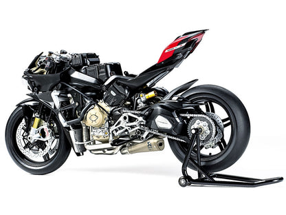 Tamiya 1/12 Ducati Superleggera V4 with Racing Kit