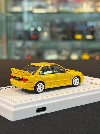WHELART 1/64 Mitsubishi Lancer Evolution III (Yellow) Light Up Model