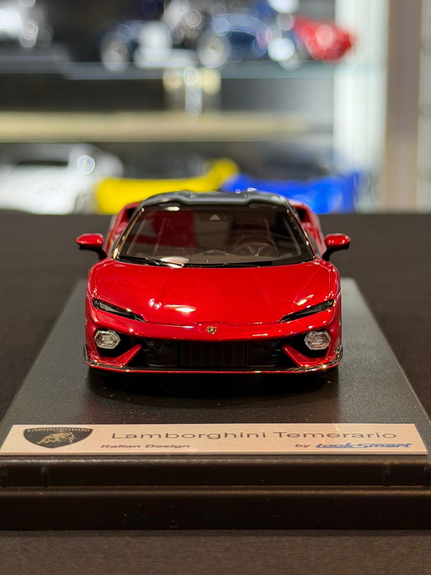Looksmart 1/43 Lamborghini Temerario Alleggerita Package (Rosso Efesto)