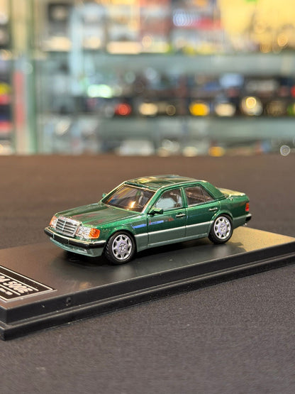 Mercedes-Benz W124 500E