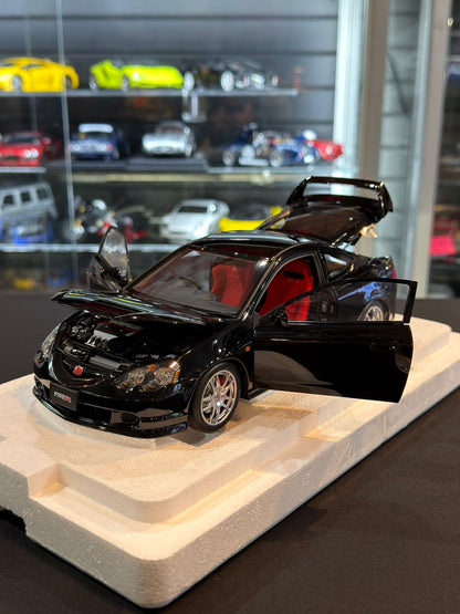 LCD Model 1/18 Honda Integra Type R