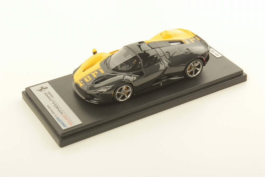 Looksmart 1/43 Ferrari Daytona SP3 Closed Roof