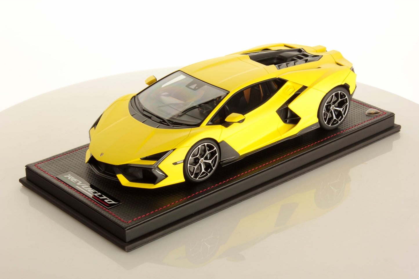 MR Collection 1/18 Lamborghini Revuelto (Giallo Clarus)
