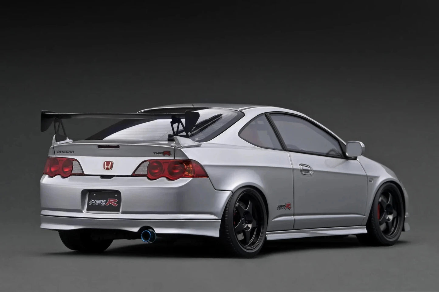 IG3325 Honda Integra/RSX (DC5) TYPE R Silver 1/18 Ignition Model