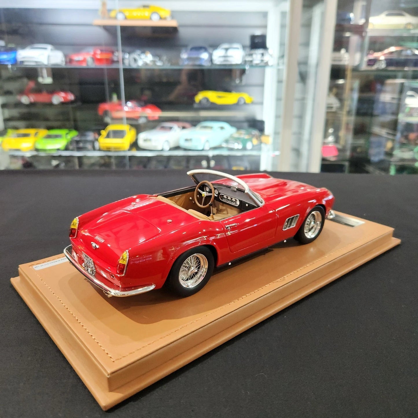 Tecnomodel 1/18 Ferrari 250 GT California SWB 1960 (Rosso Corsa)
