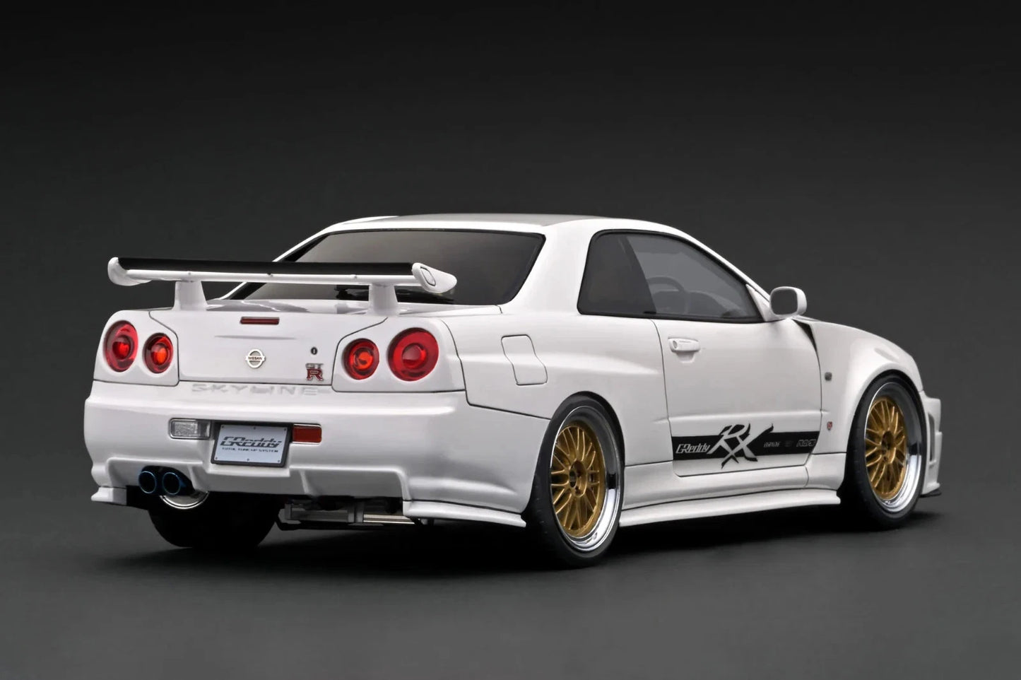 IG3227 Nissan Skyline GT-R 'GReddy' (BNR34) White 1/18 Ignition Model