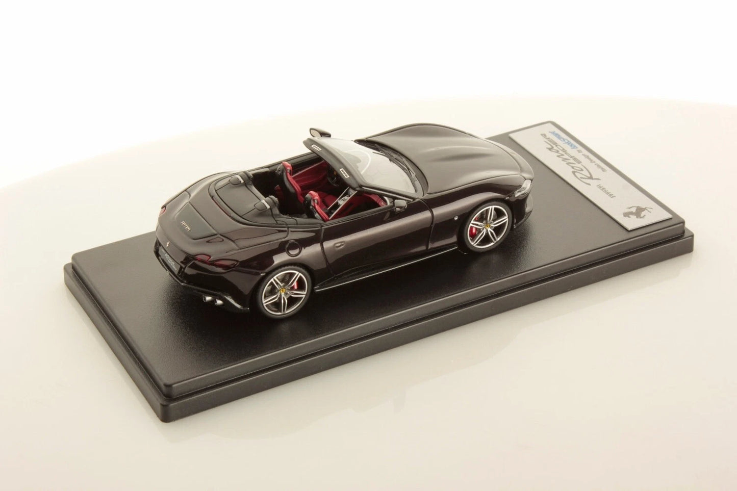 Looksmart 1/43 Ferrari Roma Spider (Nero Purosangue)