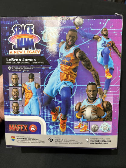 MAFEX Medicom Toy LeBron James (Space Jam A New Legacy) Action Figure