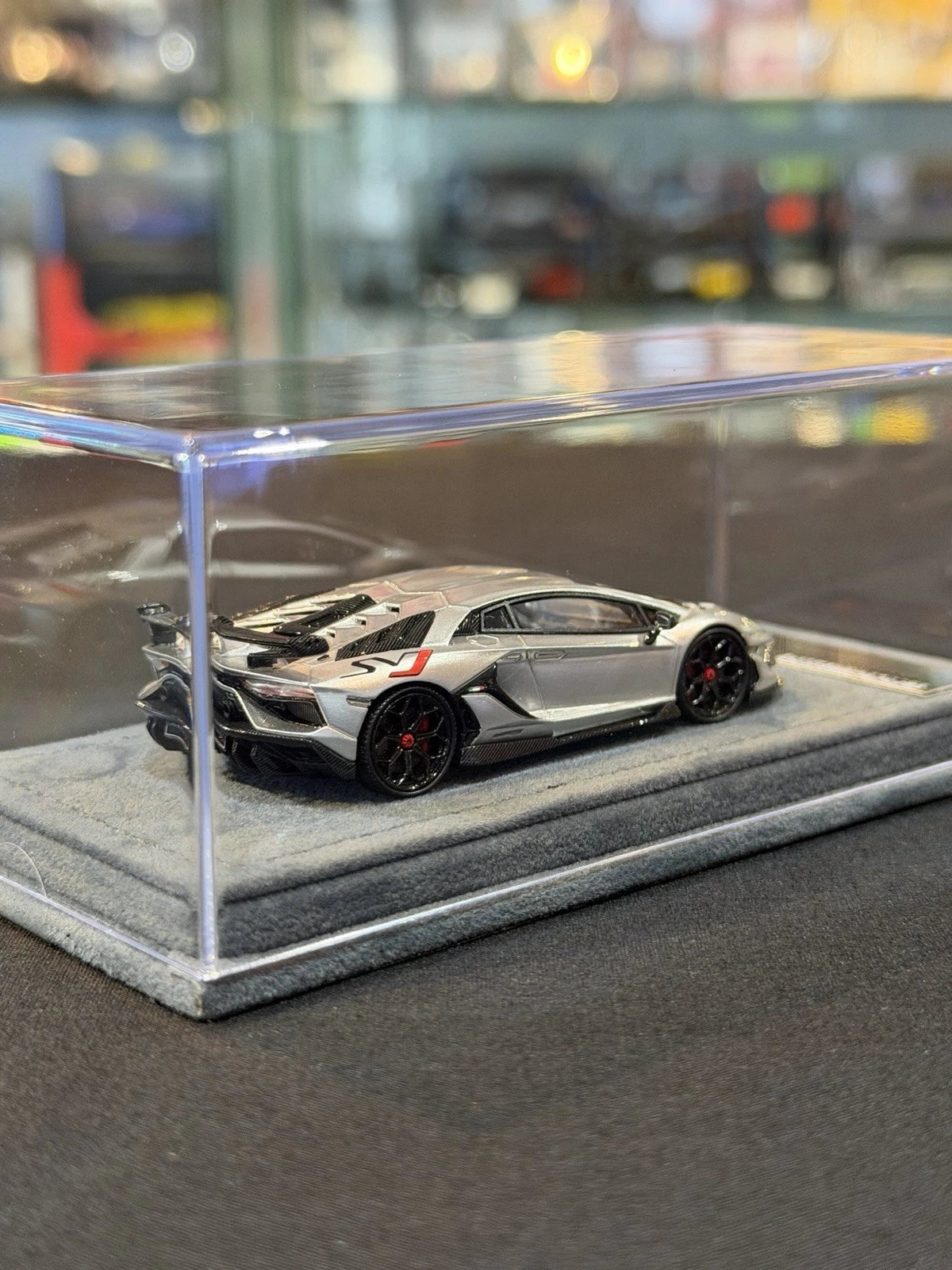 GradePro 1/64 Lamborghini Aventador SVJ (Silver)
